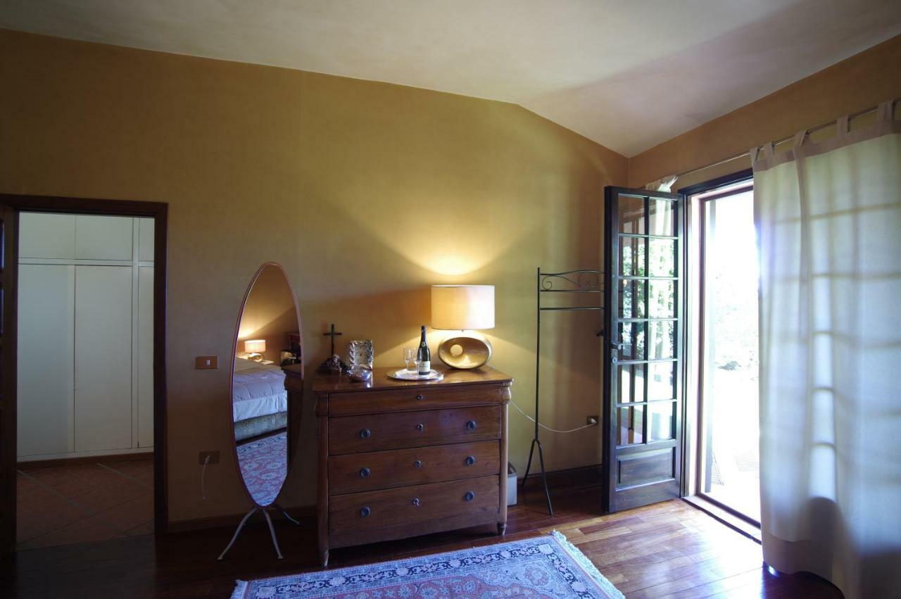 A Casa Di Angela B&B Карбония Екстериор снимка